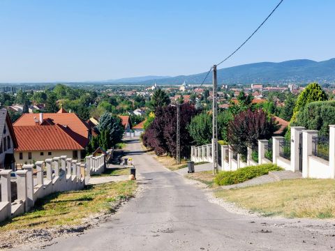 Eladó Telek 2600 Vác Panoráma