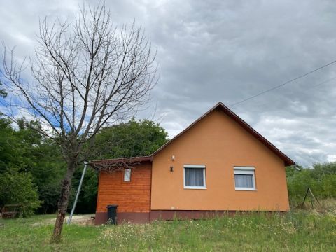 Eladó Ház 8086 Felcsút 