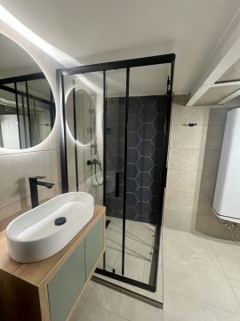 Eladó Lakás 1067 Budapest 6. kerület Eiffel térnél frissen felújtott lakás