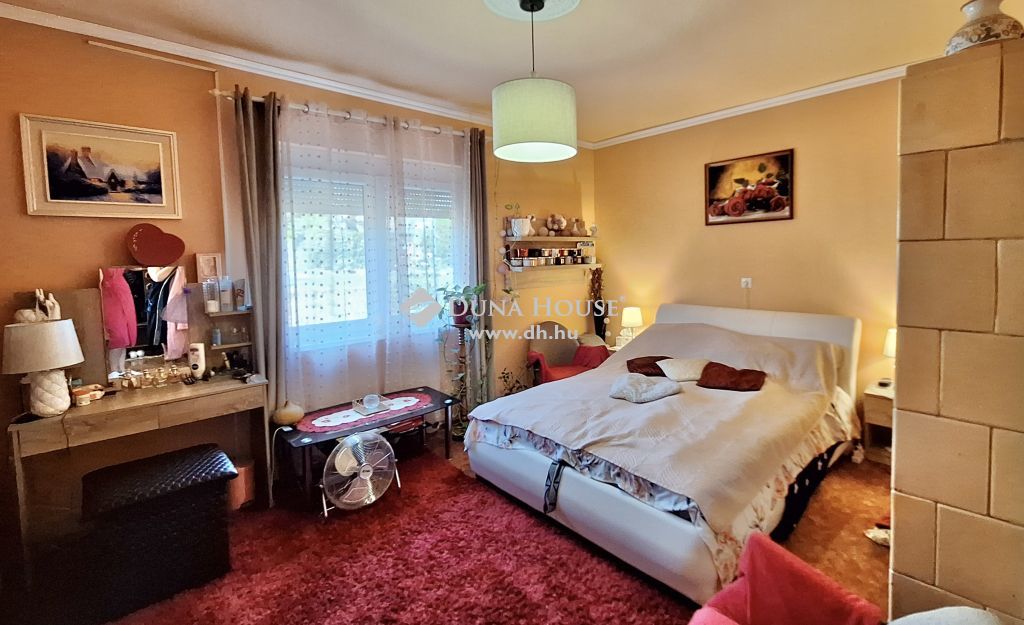 7100 Szekszárd , 3 szobás családiház — 1/12