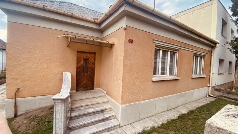Eladó Ház 1046 Budapest 4. kerület Újpest Kertváros