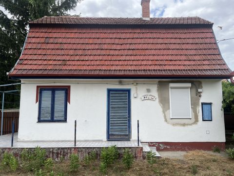 Eladó Ház 2730 Albertirsa , Feketerész