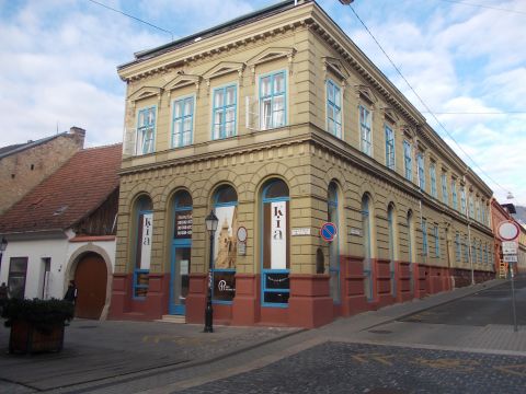 Kiadó Lakás 7621 Pécs 