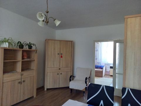 Kiadó Lakás 3300 Eger , Mátyás király utcában
