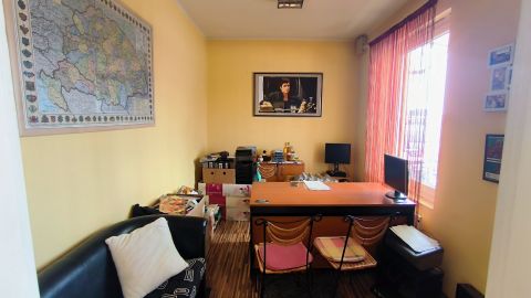 Kiadó Irodaépület 1214 Budapest 21. kerület , Iroda épület és ipari terület