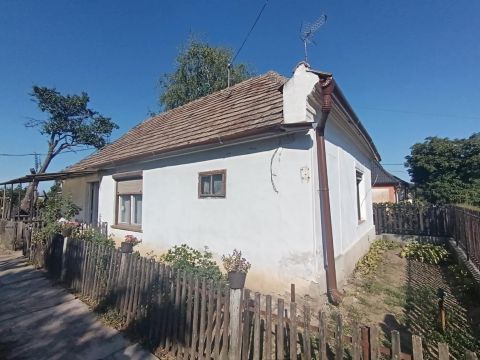 Eladó Ház 2884 Bakonyszombathely 