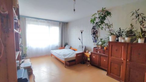 Eladó Lakás 1048 Budapest 4. kerület Bőröndös utca