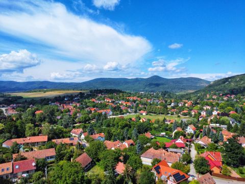 Eladó Lakás 2014 Csobánka 