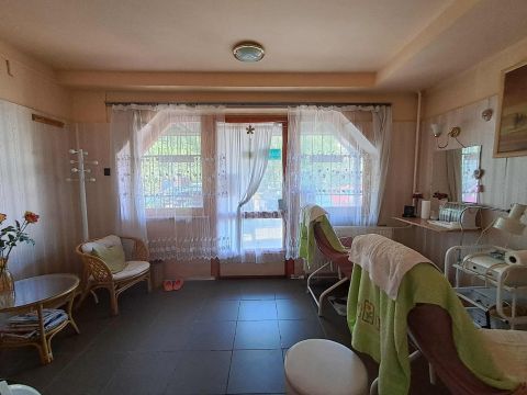 Eladó Üzlethelyiség 4031 Debrecen 