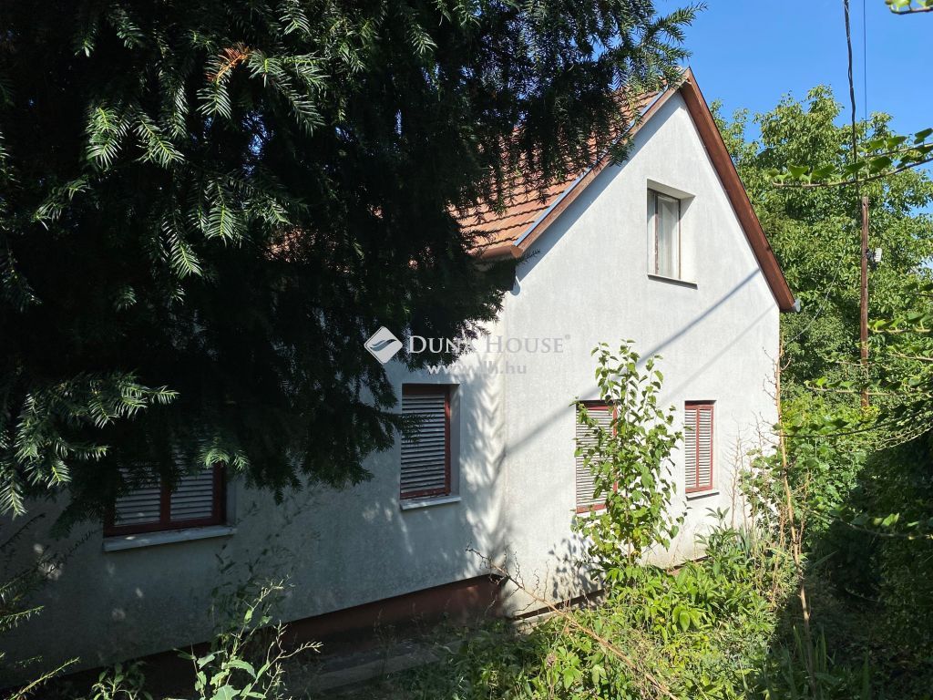 2051 Biatorbágy — 1/10