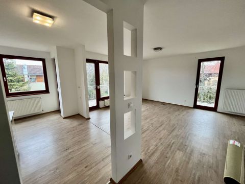 Kiadó Lakás 6000 Kecskemét 