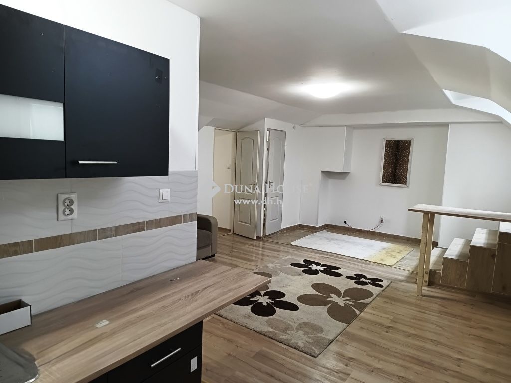 1086 Budapest 8. kerület — 1/19