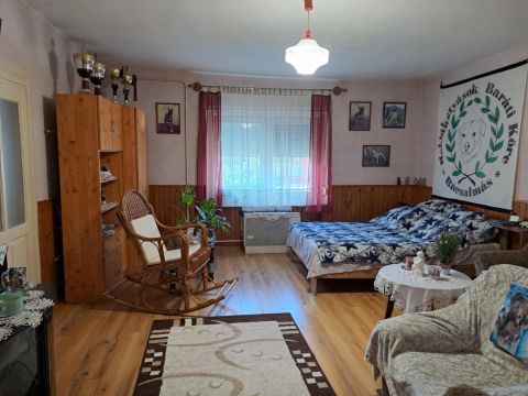 Eladó Ház 6430 Bácsalmás , Közel a központhoz