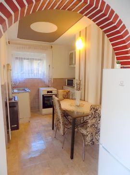 Kiadó Lakás 7400 Kaposvár , Donnerban lakás