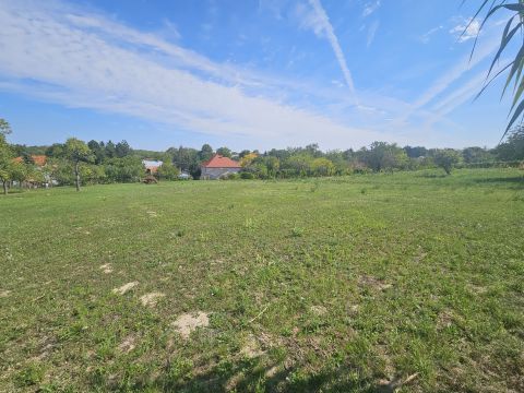 Eladó Telek 9084 Győrság , Dózsa György utca közelében