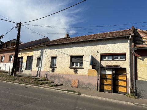 Eladó Ház 3200 Gyöngyös 