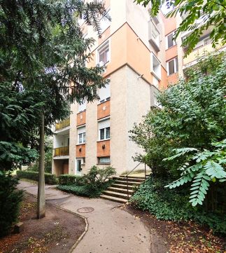 Kiadó Lakás 5600 Békéscsaba Lencsési lakótelepen, Kőris utcában.