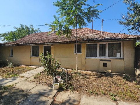 Eladó Ház 5540 Szarvas , 5540 Szarvas, csendes