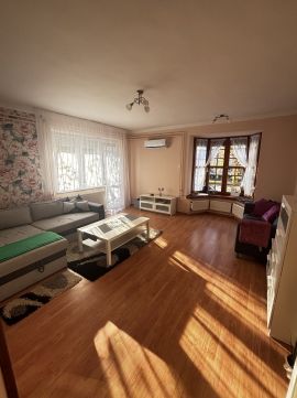 Eladó Lakás 4031 Debrecen , Széchenyi kertben felújított, földszinti lakás eladó