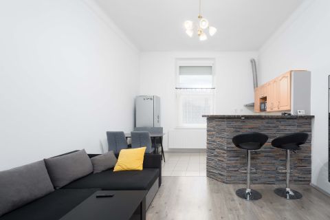 Eladó Lakás 9200 Mosonmagyaróvár Gábor Áron utca közelében