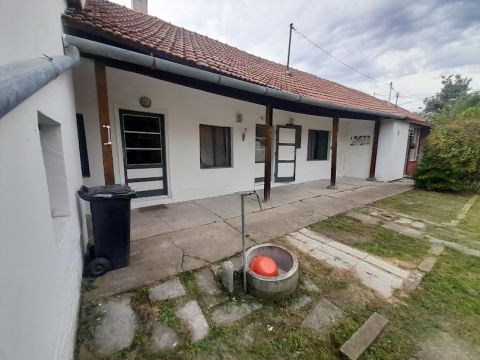 Kiadó Ház 5600 Békéscsaba 