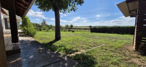 Eladó Ház 5244 Tiszaszőlős 
