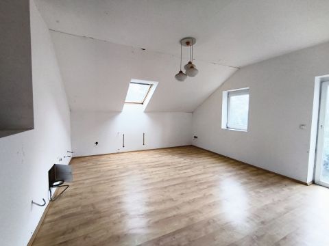 Eladó Ház 7200 Dombóvár , Belvároshoz közel
