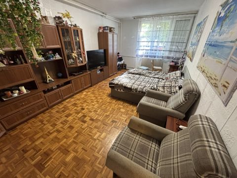 Eladó Lakás 2800 Tatabánya 