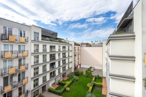 Eladó Lakás 1135 Budapest 13. kerület 3 szobás, nagy teraszos újszerű lakás