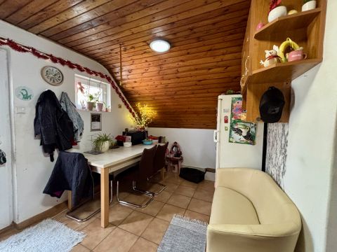 Eladó Ház 2500 Esztergom 