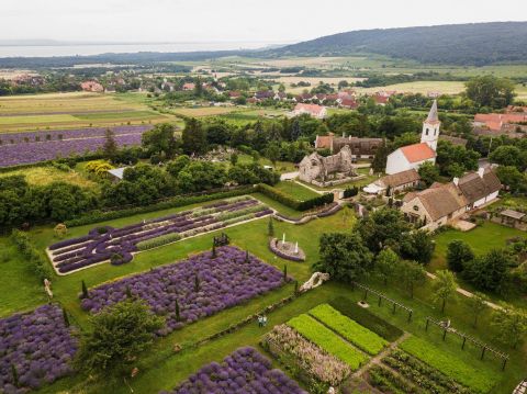 Eladó Telek 8244 Dörgicse , Újépítésű Lakóparki környezetben