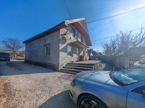 Eladó Ház 2500 Esztergom 