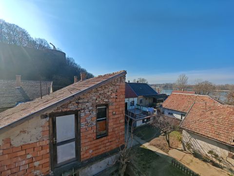 Eladó Ház 2500 Esztergom 