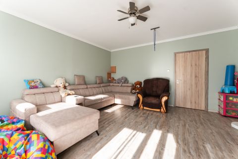 Eladó Lakás 8000 Székesfehérvár 