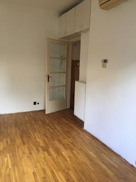 Eladó Lakás 1145 Budapest 14. kerület , Zöldövezeti lakás Zugló csendes utcájában