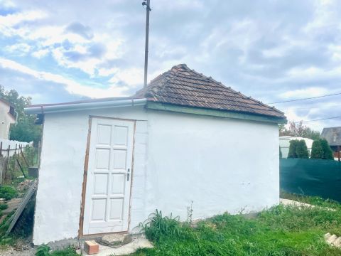 Eladó Telek 2040 Budaörs Kamaraerdő