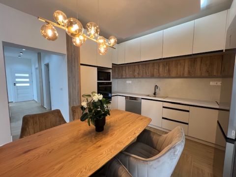 Eladó Ház 4400 Nyíregyháza Rozsrétszőlő csendes utcájában