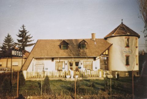 Eladó Vendéglátás 3031 Zagyvaszántó , ***BEFEKTETŐI AJÁNLAT***