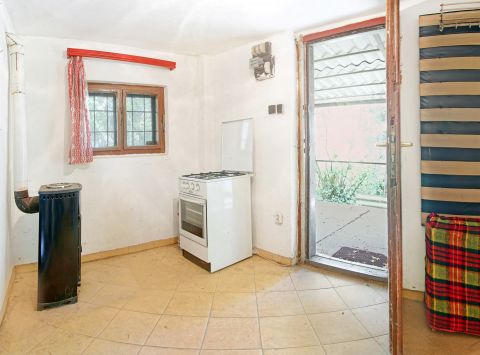 Eladó Ház 1037 Budapest 3. kerület 