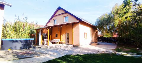 Eladó Ház 2030 Érd 