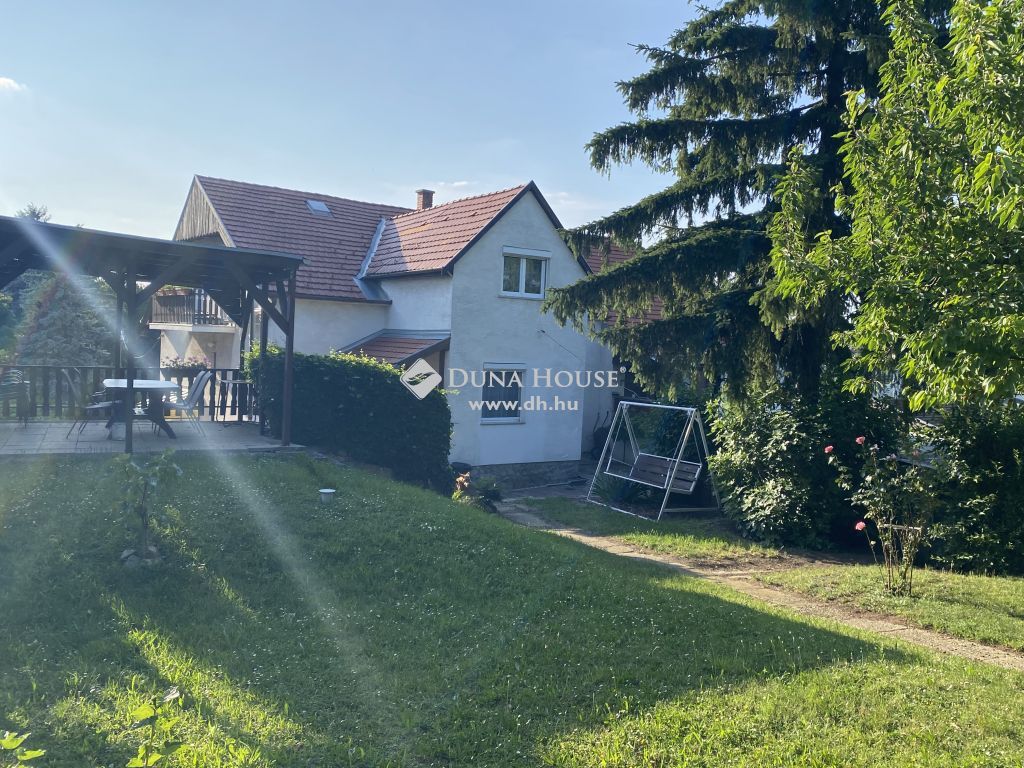 9400 Sopron , Felsőlőverekben Panorámás, 3 lakásos családi ház Eladó! — 1/51