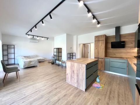 Eladó Lakás 7621 Pécs 