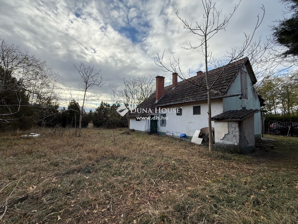 2713 Csemő — 1/16