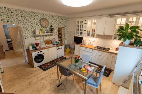 Eladó Ház 1155 Budapest 15. kerület , Budapest 15. kerület igényesen felújított Családi ház