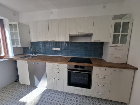 Eladó Ház 2081 Piliscsaba , Hársfa utca Bajcsy-Zsilinszky utca sarook