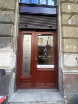 Eladó Üzlethelyiség 1068 Budapest 6. kerület 