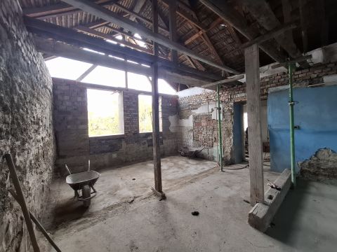 Eladó Ház 6100 Kiskunfélegyháza , Lekeríthető belső házrész a Kossuthvárosban 