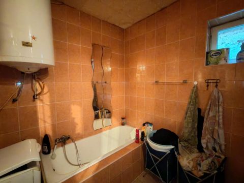 Eladó Ház 2073 Tök 2073 Tök, központ