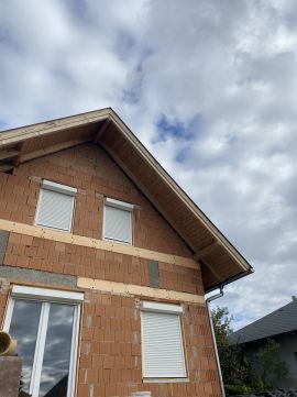 Eladó Ház 2135 Csörög 