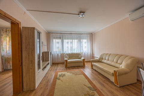 Kiadó Lakás 1134 Budapest 13. kerület , Kiadó, erkélyes, 2 szobás lakás a Dunyov István utcában